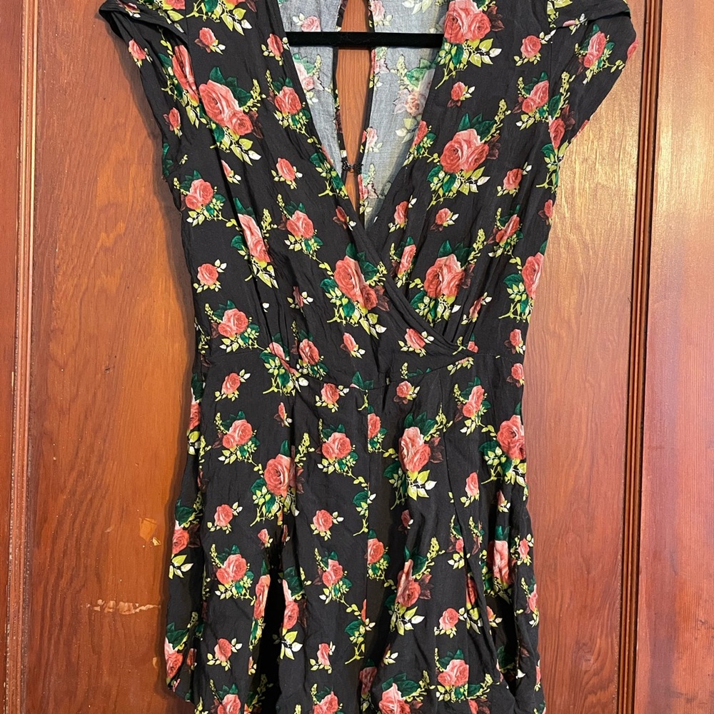 Short sleeved romper